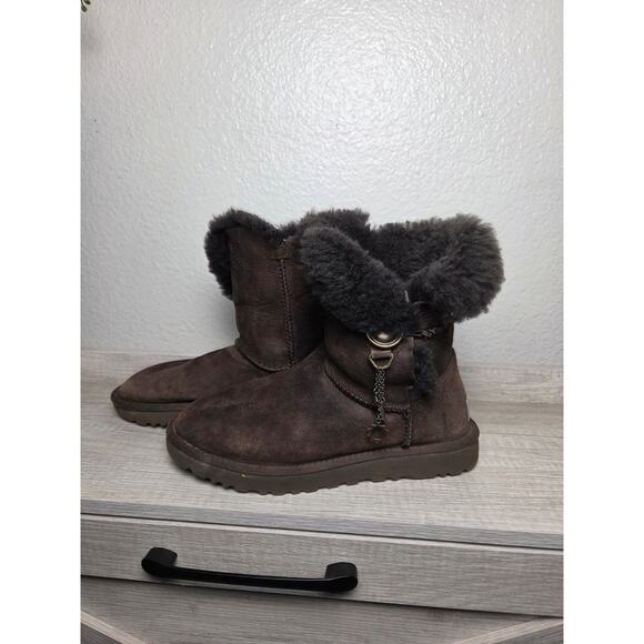 UGG Shoes - Brown Ugg Boots size 8